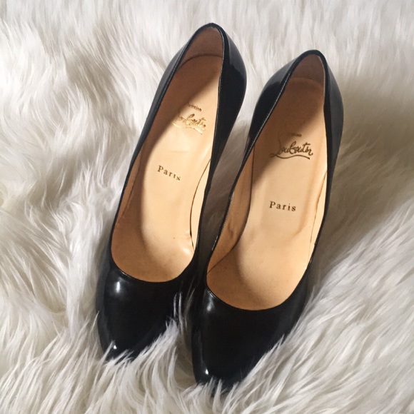 Christian Louboutin Shoes - Christian Louboutin Décolleté Pumps 👠